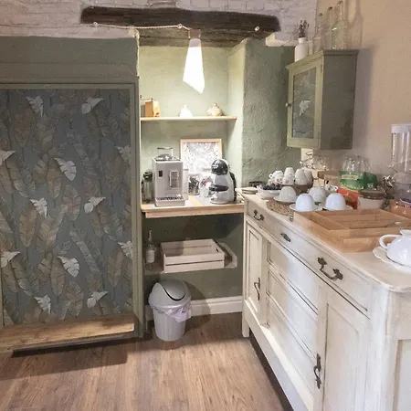 Costa Bed & Breakfast Pollutri